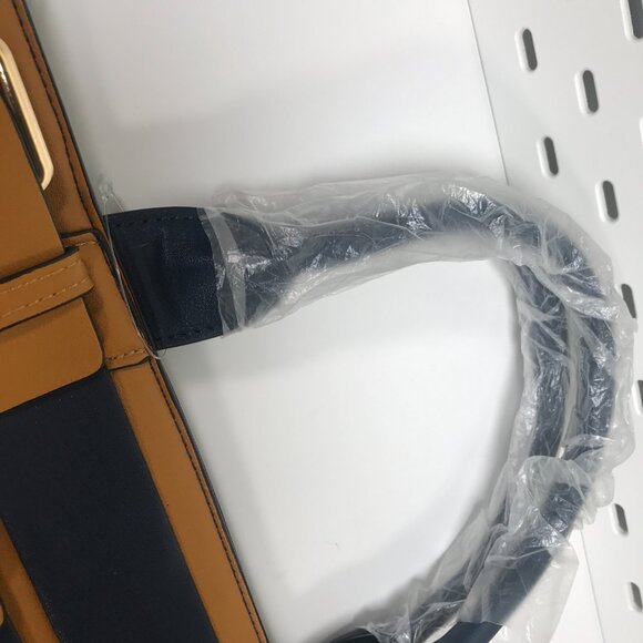 Redfox Purse - Picture 9 of 16